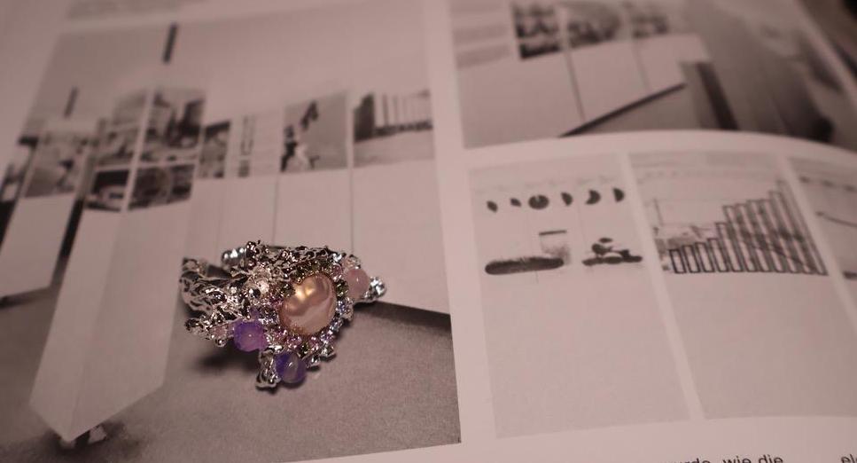 Asymmetrical Silver Rhinestone Ring